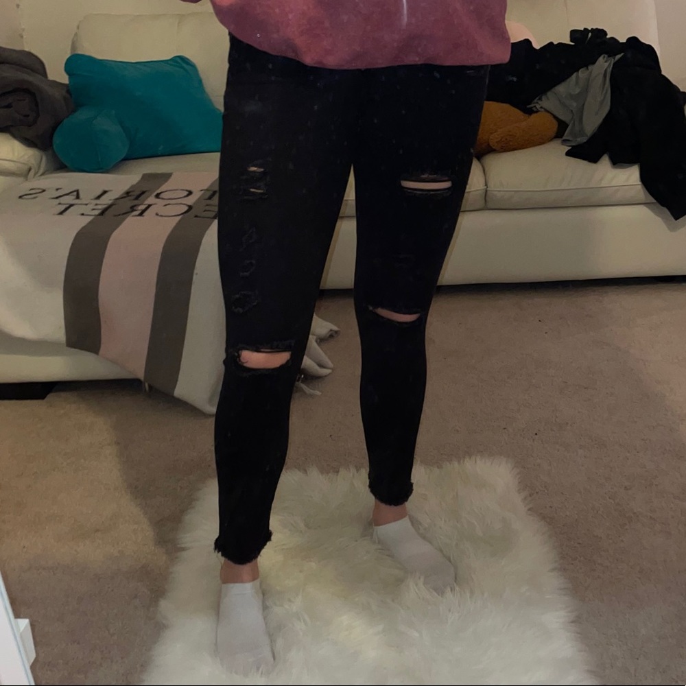 Express Distressed Jeans